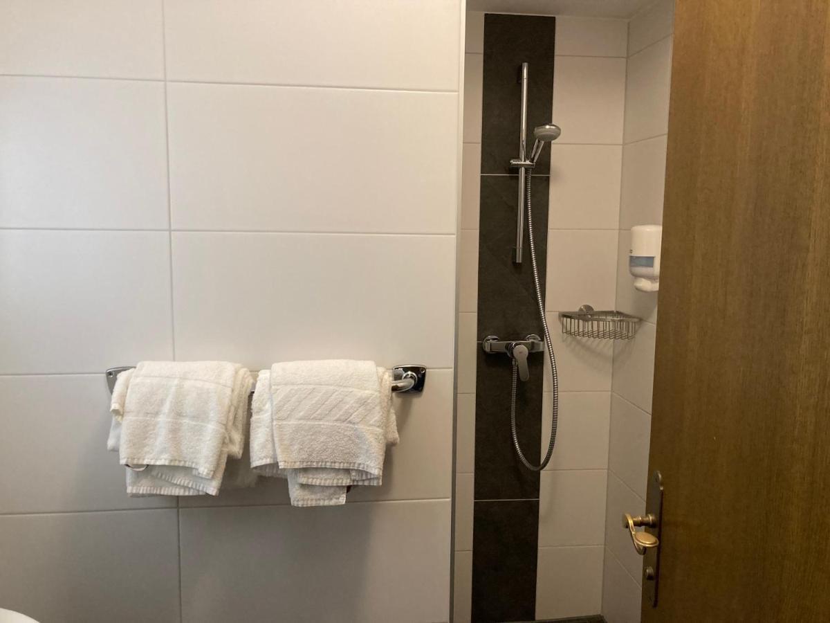 Kellerberg Dorfgasthof Hotel Staberhof מראה חיצוני תמונה